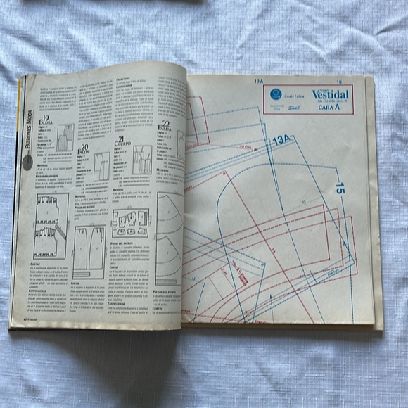 VESTIDAL FASHION MAGAZINES WITH PATTERNS - Picture 11 of 16